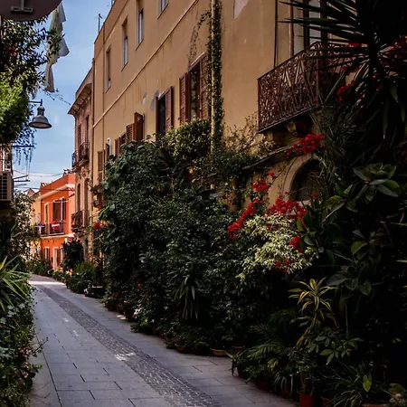 La Dimora Delle Janas * 卡利亚里